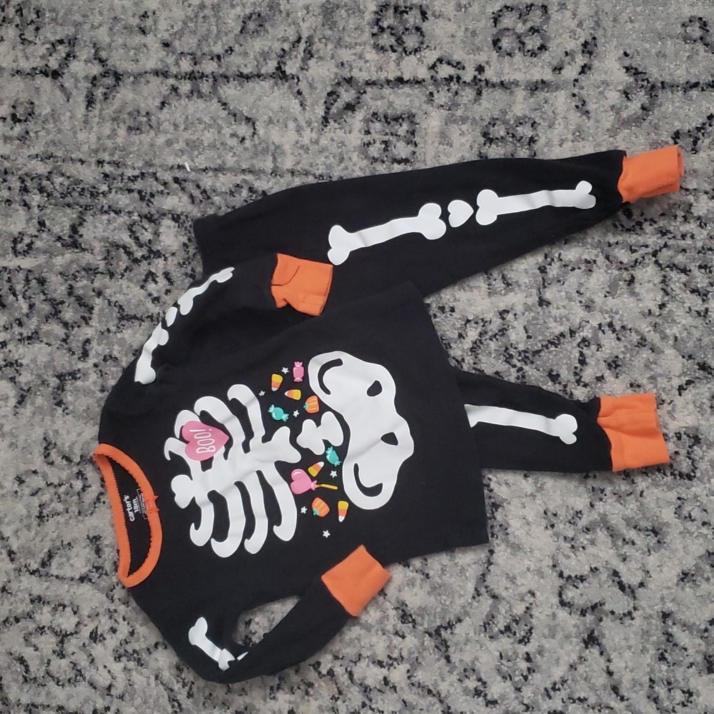 Carter's skeleton PJ set glow in the dark 18m